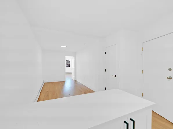 104 Jefferson Street image 6 of 14