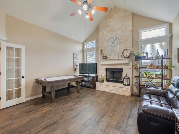 4410 Spring Meadows Dr, College Station, TX 77845