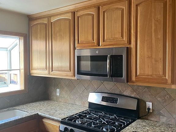 4th image of 2382 Alberta Ct