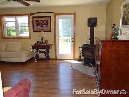 Living Room Photo 2