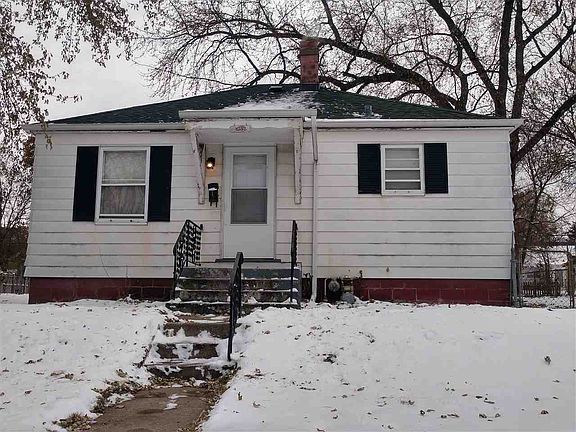 2nd image of 1212 Taylor St