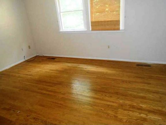 5th image of 8333 Morningside Dr