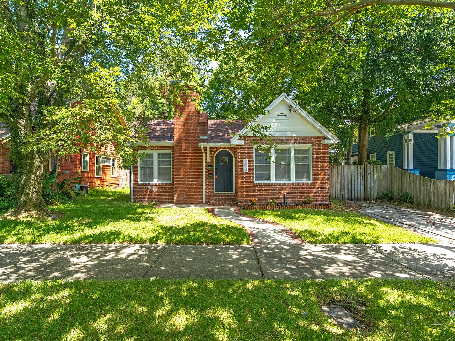 2039 Dellwood Avenue - 1 — Photo 1
