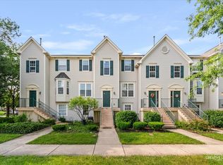 1805 Grandview Pl #1805, Montgomery, IL 60538
