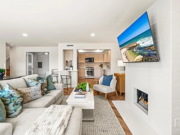 90 Montego Ct, Coronado, CA 92118