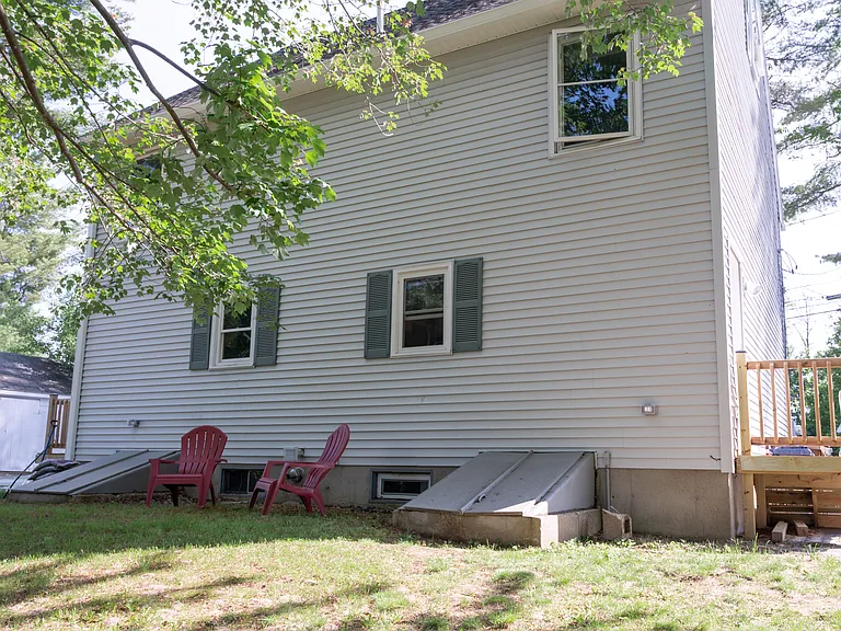 12 Stockman Ave #B — Photo 15