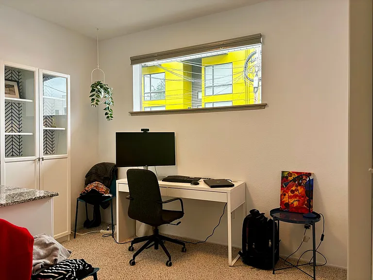 3221 Tg Franklin Avenue Flats Llc — Photo 8