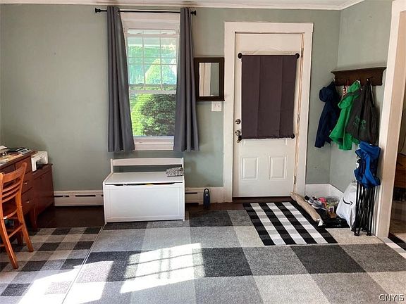 3rd image of 2723 Green St