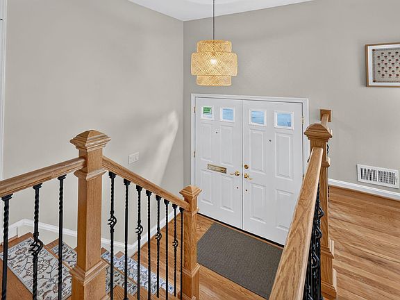 3rd image of 1933 Relda Ct