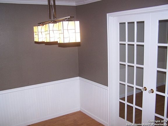 4th image of 12602 Independence Ave