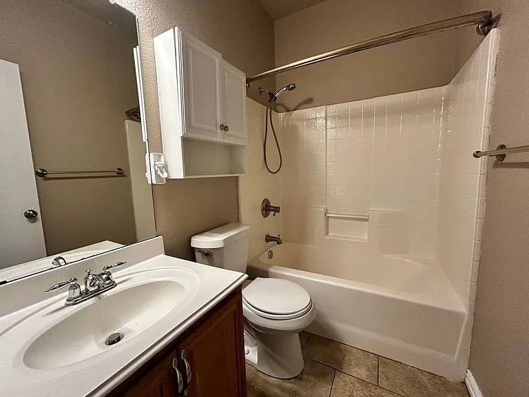 8640 Rainy Lake Dr — Photo 23