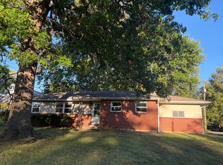 1701 N Liberty St, Independence, MO 64050