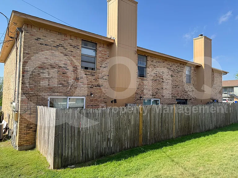 8108 Foxfire Ln #A — Photo 13