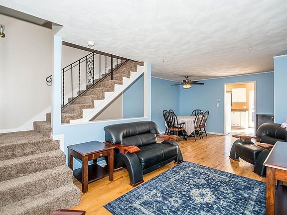4th image of 245 Farrwood Dr