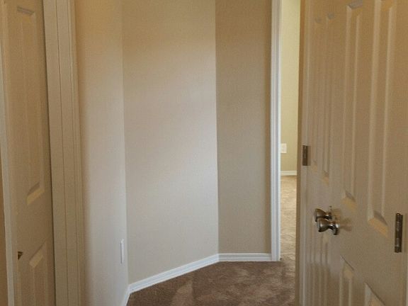 3rd image of 3705 S Park Ave