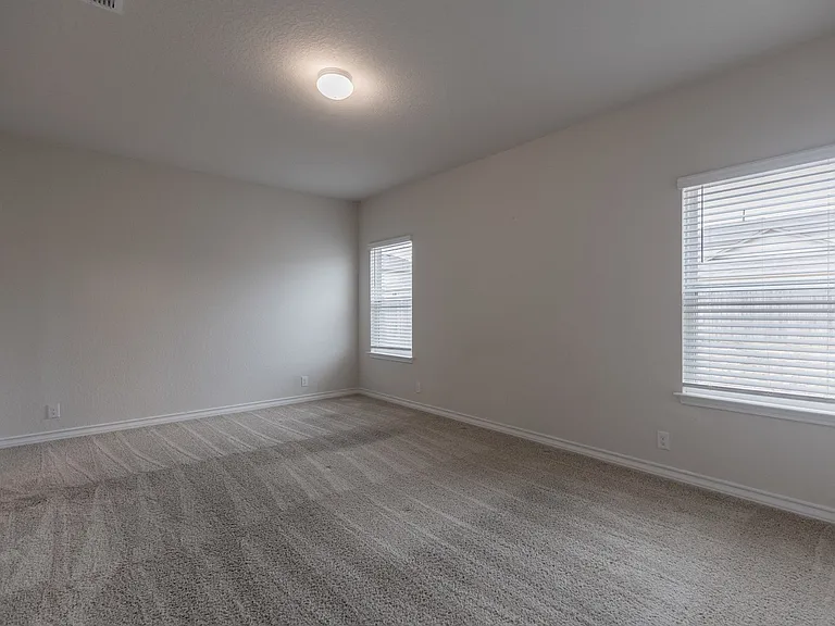 9819 Bratten Rise — Photo 13