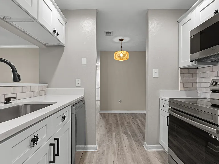 2421 Beachview Dr #H06 — Photo 15