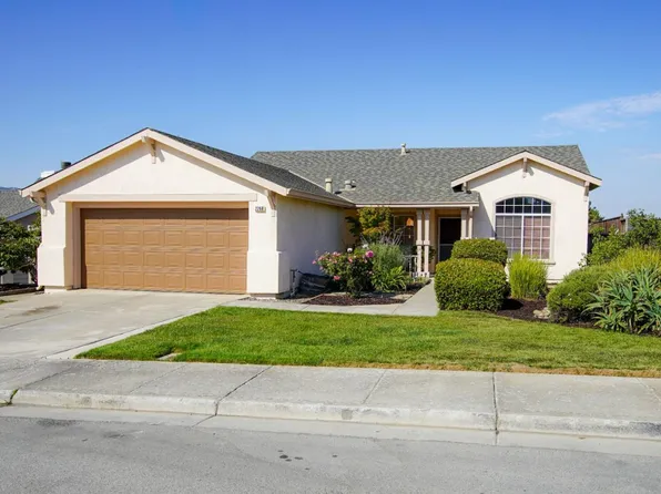 2260 Preston Ct, Hollister, CA 95023