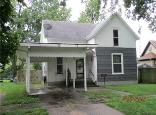 2817 Pine Ave, Mattoon, IL
