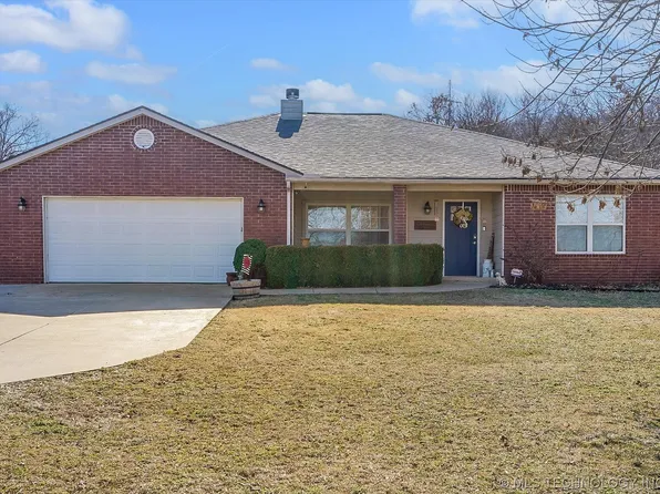 19190 Cedar Ln, Catoosa, OK 74015