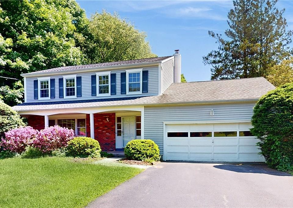 1st image of 15 Rockledge Drive