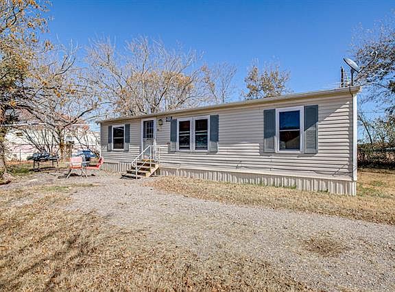 4th image of 200 Vanceville Dr