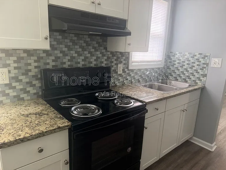 700 Pinehaven Dr — Photo 11