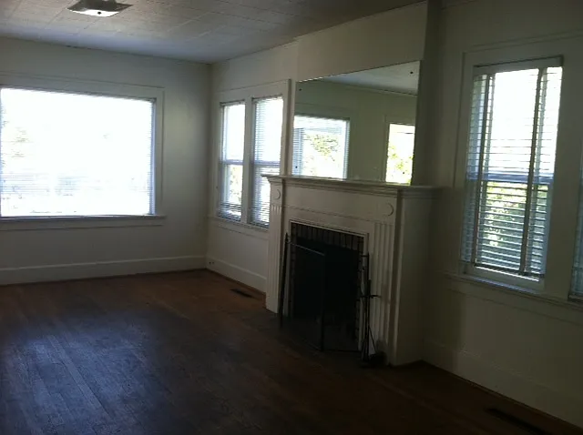 2209 Agate St — Photo 5