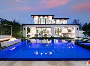 5026 Petit Ave, Encino, CA 91436