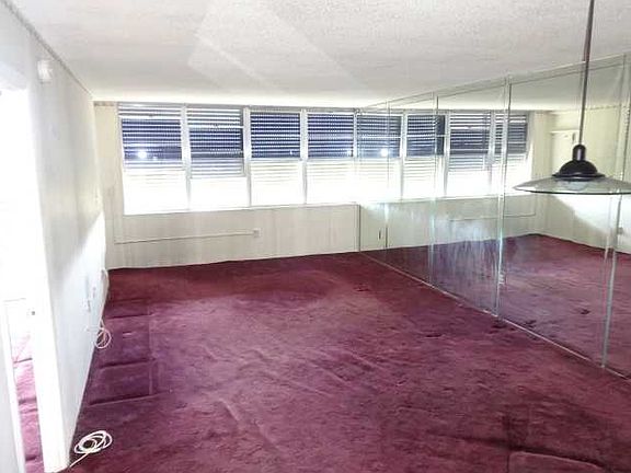 2nd image of 1400 Saint Charles Pl APT 711