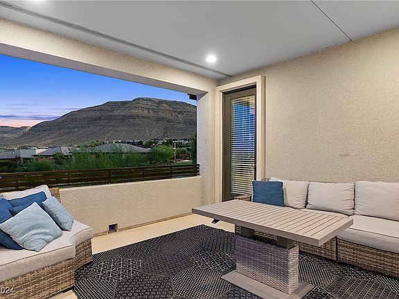5th image of 10319 Kesington Dr