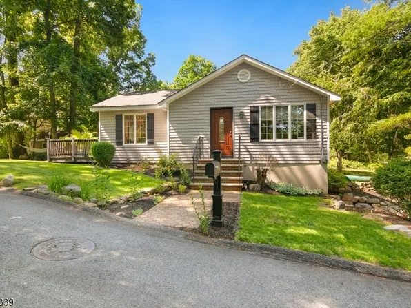 17 Rockaway Ave, Denville Twp., NJ 07834
