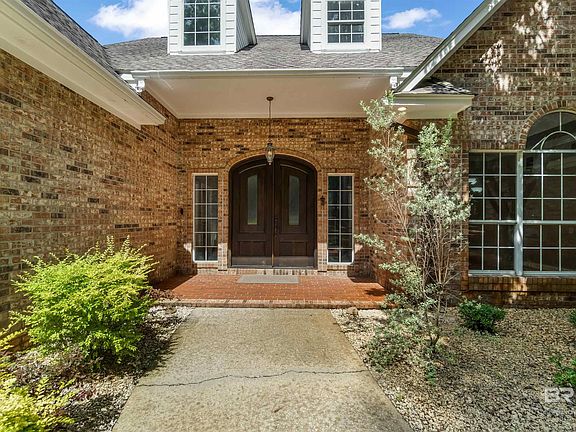 3rd image of 7086 Saluda Blvd