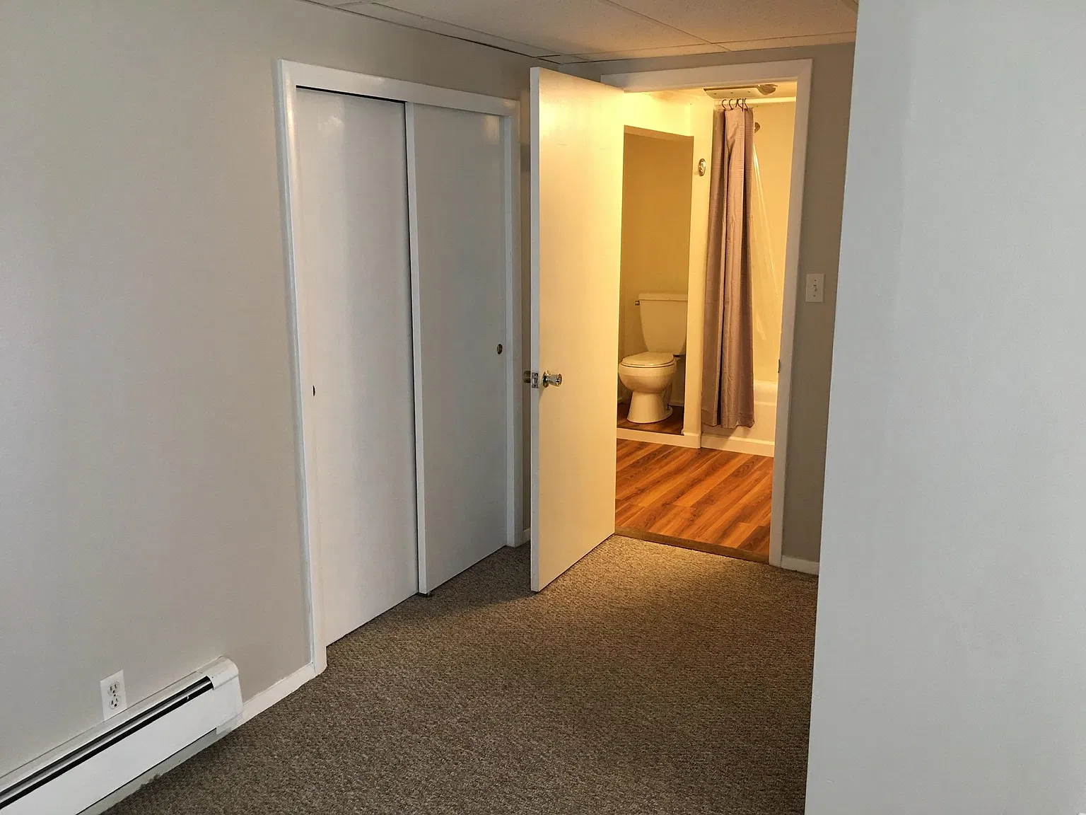 1 bed, 500 sqft, $1,600 — Photo 2