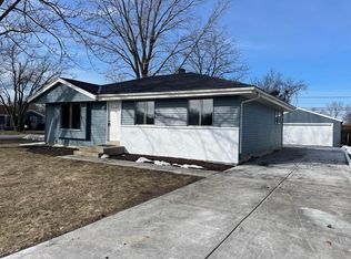 2318 Tara Dr, Racine, WI 53402