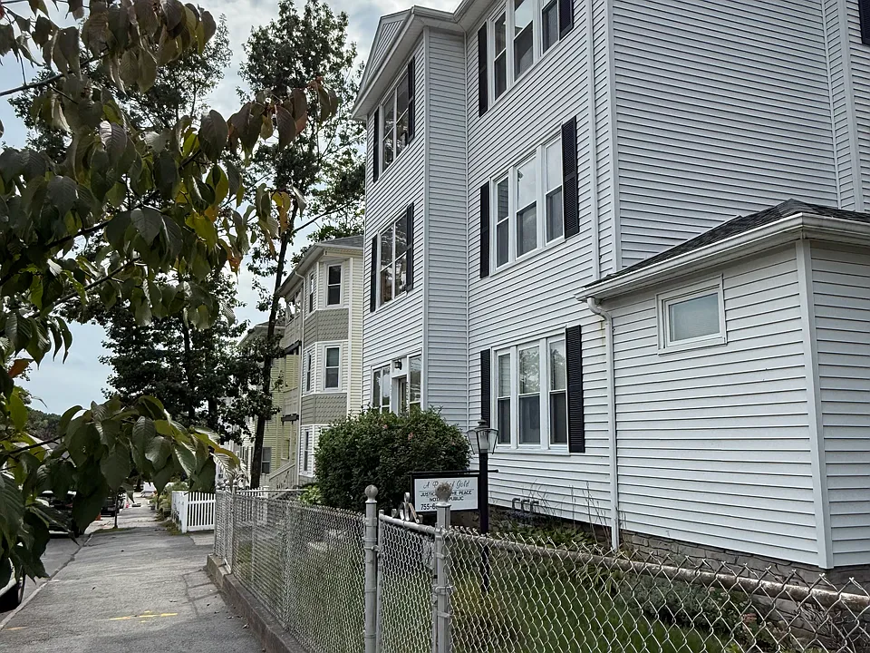 236 Pilgrim Ave