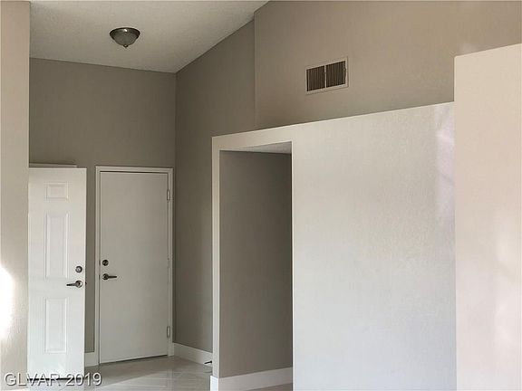 4th image of 7076 Sawtooth Dr