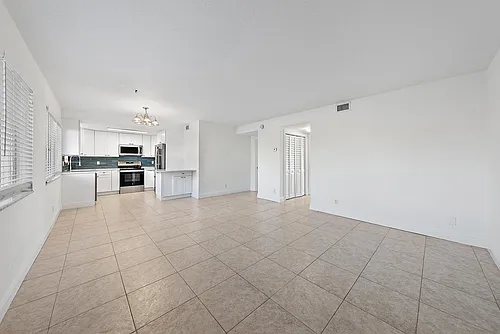 316 Southwind Ct #107 Photo 1