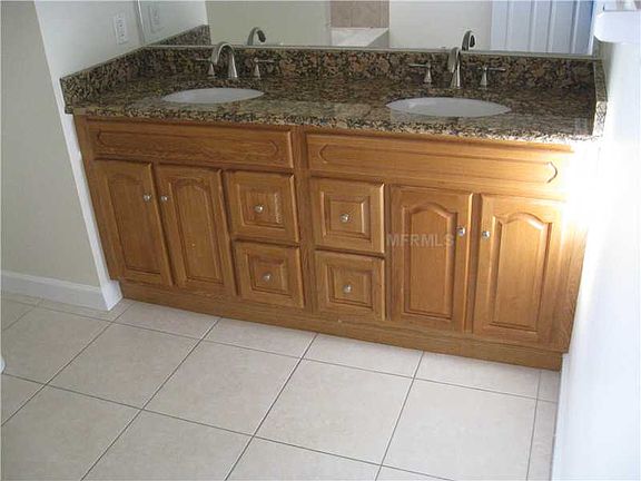 3rd image of 2947 E Waco Dr