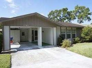 1381 Glendale Cir E, Sarasota, FL 34232
