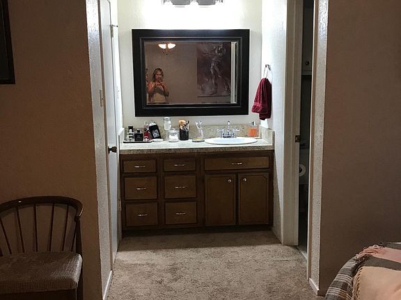 3rd image of 344 Somerset Pl