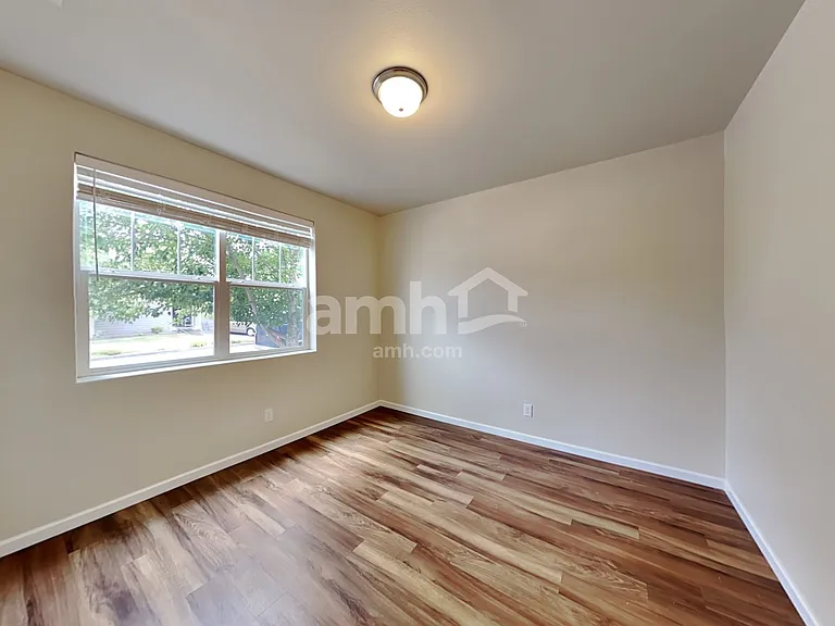 2655 Moore Ave — Photo 15
