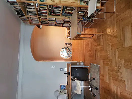 Rented by Supreme Plus Realty Group Inc | media 8