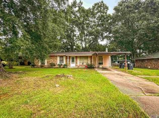 7825 Gov Wickliffe Ave, Baton Rouge, LA 70811