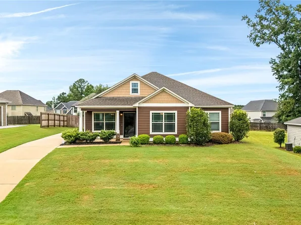 837 Berkshire Ct, Auburn, AL 36832