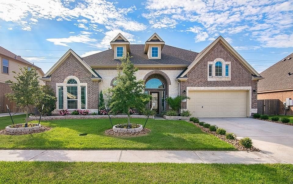 1st image of 11831 Obsidian Ln