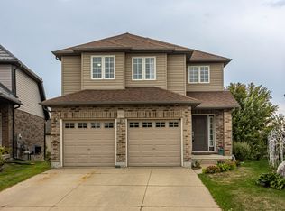 702 Frontenac Cres, Woodstock, ON N4V 0B1