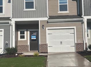 916 Rolling Fields Dr, Graham, NC 27253