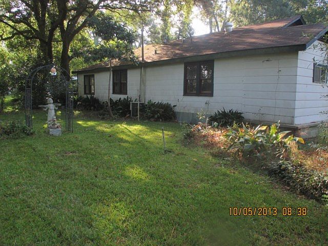 2nd image of 404 Hardy St