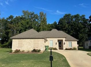 228 Oak Alley Dr, Ruston, LA 71270